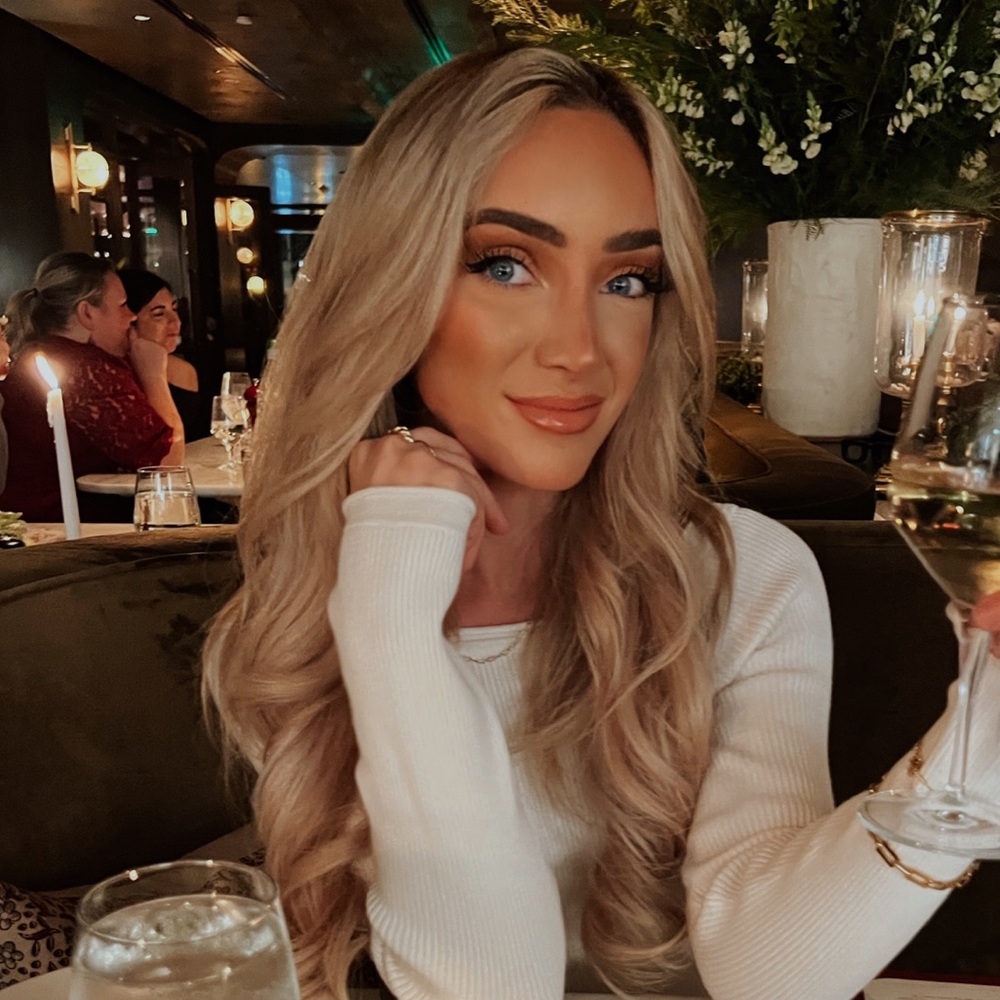 Meet your Posher, Laken